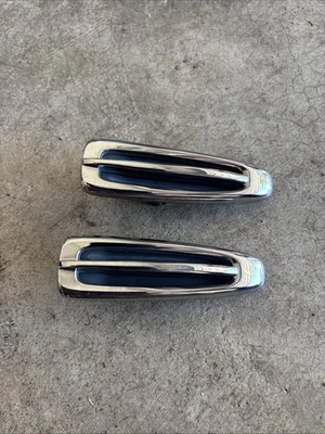 Mitsubishi Lancer Evolution 2015 OEM Side Markers - Used - Image 1 of 4