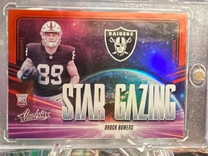 Absolute Brock Bowers RC 2024 Rookie Star Gazing Spectrum naranja 31/75 SG-BBS - Imagen 1 de 3