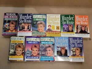 Lot of 10 Murder She Wrote by Jessica Fletcher & Donald Bain 9 MM & 1 HC - Imagen 1 de 5