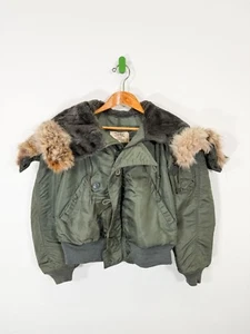 Chaqueta de bombardero voladora vintage años 60 USAF N-2B para hombre pequeña piel con capucha pesada - Imagen 1 de 6