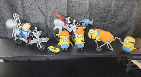 Minions The Rise of Gru Pedal Power Gru Figure & Imaginext Bike LOT With EXTRAS Cover