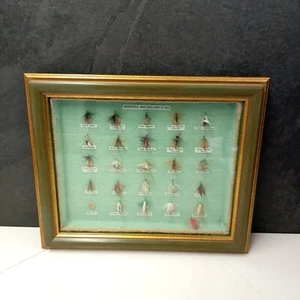 VINTAGE BOX GERAHMTE ANGELFLIEGEN - 25 VERSCHIEDENE NASS- UND TROCKENFLIEGEN - Bild 1 von 8
