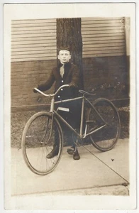 1910 School Boy & Bicycle - FOTO REAL Brasil, Indiana - Postal de colección - Imagen 1 de 2