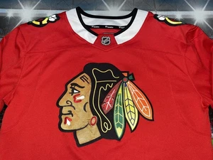Chicago Blackhawks Hockey Fanatics Home Jersey Sz Large Preowned Red - Picture 1 of 11
