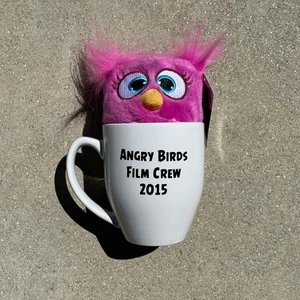 Angry Birds Movie Film Crew 2015 Production Gift Coffee Mug & Pink Bird Plushie - Picture 1 of 5
