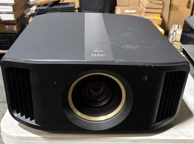 JVC DLA-RS2000 Reference Series 4K HDR and full HD 3D Projector - Image 1 of 3