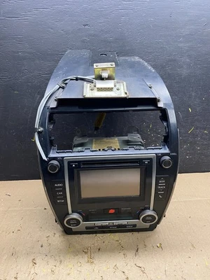 2012 2013 2014 Toyota Camry Radio CD Navigation Screen Display OEM u5469 DG - Image 1 of 4