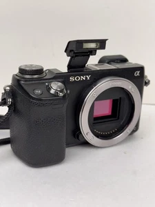Sony Alpha NEX-6 16.1MP Digital Camera - Black (Body Only) - Picture 1 of 10