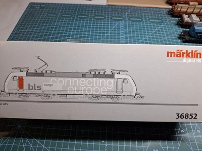 Märklin Ho BLS RE485 Cargo,digital,Airbrush-Frühjahrsschmutz u Blitzschlag Panto - Bild 1 von 4