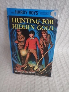 HARDY BOYS SERIES BOOKS #5 HUNTING FOR HIDDEN GOLD HARDCOVER 1991 - Picture 1 of 6