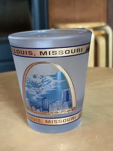 Vaso de chupito SAINT LOUIS, MISSOURI. Punto verde. - Imagen 1 de 2