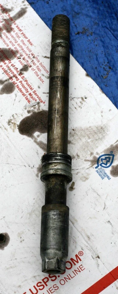 Eixo dianteiro 1995 Honda XR650L FABRICANTE DE EQUIPAMENTO ORIGINAL - Imagem 1 de 1