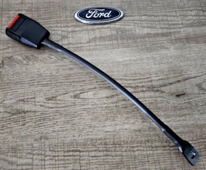 FORD CAPRI MK 3 SEAT BELT CLIP 80EB C61209-A3A GENUINE PART VERE NICE - Picture 1 of 4