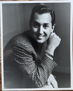NEIL SEDAKA ORIGINAL PHOTO / 8"X10" GLOSS PHOTO PAPER - Picture 1 of 1