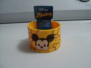 DISNEY MICKEY MOUSE SLINKY Nuevo Plástico Slinky Tamaño Regular Solo Juega Totalmente Nuevo - Imagen 1 de 1