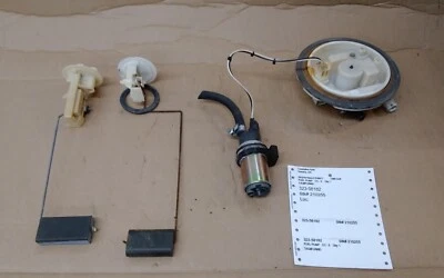 1988 JAGUAR XJ6 3.6L MFI RWD FUEL PUMP AND SENDING UNITS     - Image 1 of 2