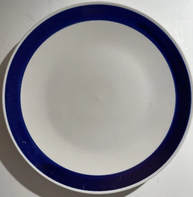 Plato de cena Gibson Ever Day pintado a mano 10" blanco con rayas azules Foto 1 de 4
