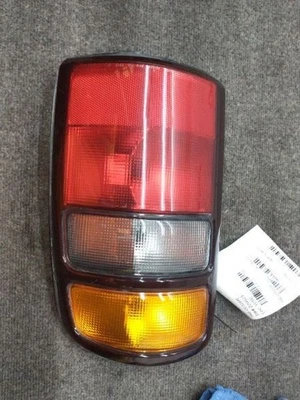 Passenger Right Tail Light Fits 04-06 SUBURBAN 1500 696066 - Image 1 of 4