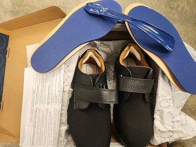 Dr. Comfort Brian X Depth 6910 Black Comfort Stretch Diabetic Orthotic Shoe 9XW - Image 1 of 4