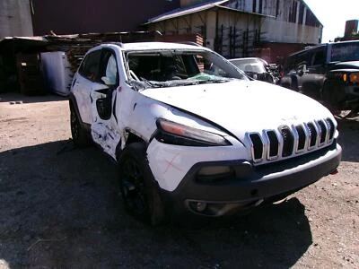 Used Rear Right Drive Axle Shaft fits: 2016 Jeep Cherokee Rear Axle 2 speed tran - Image 1 of 4