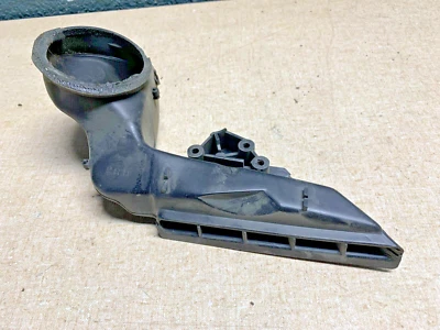 98 99 00 FORD CONTOUR CONDUCTO DE AIRE DE VENTILACIÓN DELANTERO DERECHO Foto 1 de 3