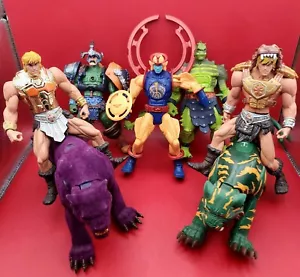 Lote De Colección He-Man Masters of the Universe, Juego De 5 Estatuillas y 2 Panteras - Imagen 1 de 9