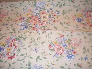 Longaberger Serve It Up Basket Liner - Spring Floral - Picture 1 of 1