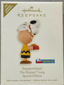 2007 Hallmark Keepsake Ornament Suppertime! The Peanuts Gang Special - NIB - Picture 1 of 2