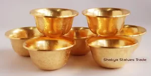 Juego de tazones de ofrenda budista tibetano finamente tallados en oro de 3,5" Patan, Nepal - Imagen 1 de 7