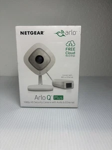 NEW Netgear Arlo Q Plus VMC3040S - (2d) - Picture 1 of 8