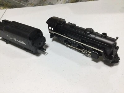 Lionel O-scale 2-4-2 Steam Engine 8213 w/Rio Grande Square Back Tender - Image 1 of 4