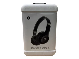 Beats by Dr. Dre Beats Solo 4 Matte Black NEW SEALED GENUINE WITH WARRANTY - Picture 1 of 4