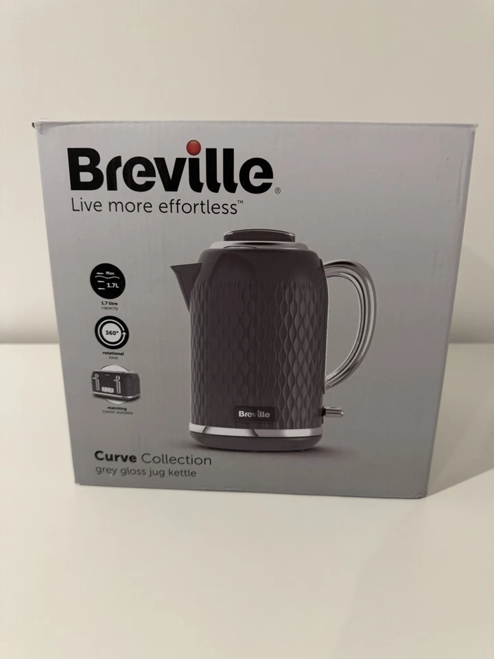 Breville Curve Electric Kettle | 1.7 Litre | 3KW Fast Boil | Black & Chrome [VKT - Image 1 of 4