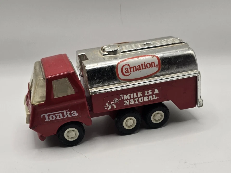 Camión cisterna de leche Tonka Clavel 55010 rojo cromo juguete vintage años 60 EE. UU. Foto 1 de 4