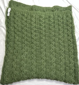 Threshold Knit Throw Blanket Cozy Soft Warm Home Decor Accent Green! 🍀 - Picture 1 of 9