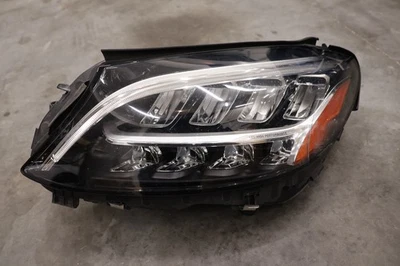 Faro LED lado del conductor izquierdo Mercedes-Benz C300 2019-2021 OEM lente agrietada Foto 1 de 4