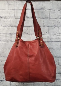 Bolso de Mano Tignanello Grande de Cuero Rojo para Mujer con Acentos de Tachuelas de Latón y Doble H - Imagen 1 de 13