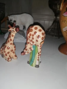 Nice Set Of Ceramic Giraffe Salt and Pepper shakers Blue Sky By Lynda Corneille - Picture 1 of 3