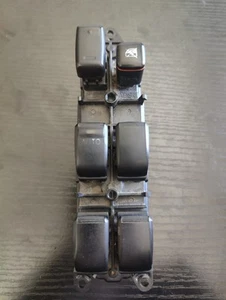 2001-2007 Toyota Highlander Master Power Window Switch OEM 84040-48050 - Picture 1 of 6