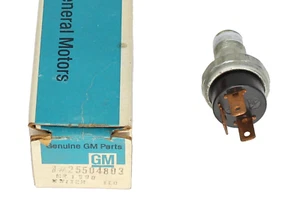 OE 1980 Pontiac Oil Pressure Switch ~ 25504803 - Picture 1 of 1