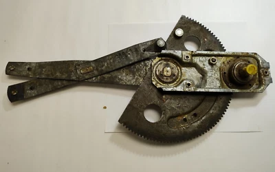 Dodge Dart 1963-1966 2 puertas techo rígido cuarto derecho regulador de ventana 2299572 nuevo en stock Foto 1 de 3