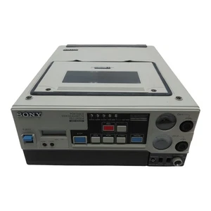 SONY U-Matic Portable Videocassette Recorder VO-6800 UNTESTED PARTS OR REPAIR - Picture 1 of 7