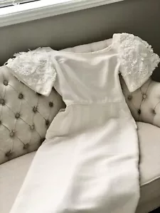 Vintage Chic French Style Appliqué Sleeve Sheath Column Wedding Dress ~Size 6/8 - Picture 1 of 14