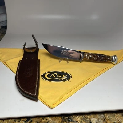 Case Tested 1920-1940 Hunting Knife Fixed blade Roger Bone Scroll Signature - Image 1 of 4