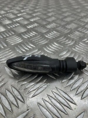 Indicador delantero derecho KTM 390 Duke 2022 2021 - 2023 Foto 1 de 4