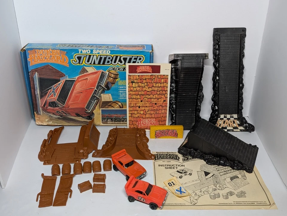 Juego Knickerboker 1981 vintage de los Duques de Hazzard Barnbusters no completo Foto 1 de 4