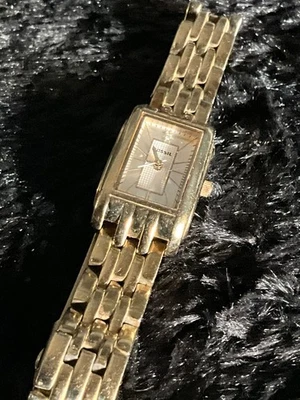 Reloj analógico de vestir fósil para mujer FOSSIL tono dorado con batería necesita ES2737 Foto 1 de 4