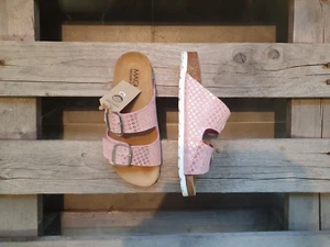Swedish Sandals Maguba Pink with Silver Flowers Suede Size 34 - Picture 1 of 3