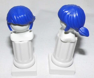 02047, Haare (mit 2 Zöpfen), blau - Picture 1 of 5