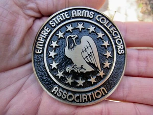 De colección EMPIRE STATE ARMS Hebilla de Cinturón Armas Rochester Nueva York ESACA Bronce RARO EN MUY BUENA CONDICIÓN+ - Imagen 1 de 4